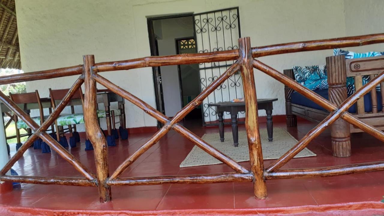 Les Datchi Cottages Diani Beach Exteriér fotografie